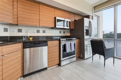 Condominio en venta en Orlando, Florida, 3 dormitorios, 179.49 m2 № 2315012 - foto 11