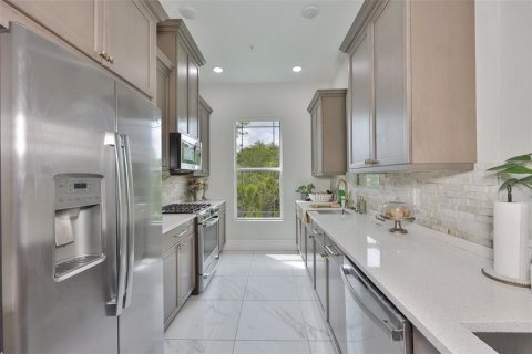 Touwnhouse à vendre à Bradenton, Floride: 3 chambres, 193.05 m2 № 2142376 - photo 20