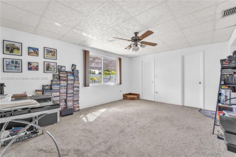 Casa en venta en North Miami, Florida, 3 dormitorios, 141.86 m2 № 1977078 - foto 11