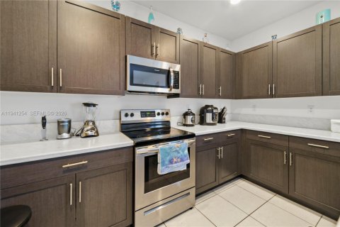 Touwnhouse à vendre à Homestead, Floride: 3 chambres, 149.76 m2 № 1998397 - photo 12