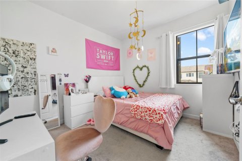 Touwnhouse à vendre à Homestead, Floride: 3 chambres, 149.76 m2 № 1998397 - photo 18