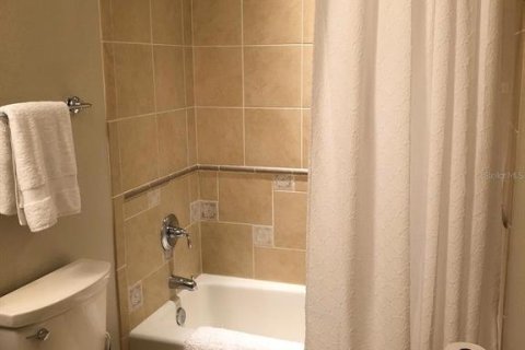 Condominio en venta en Four Corners, Florida, 3 dormitorios, 151.43 m2 № 2197731 - foto 16