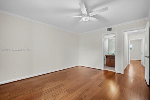 Condo in Tequesta, Florida, 2 bedrooms  № 1951127 - photo 16