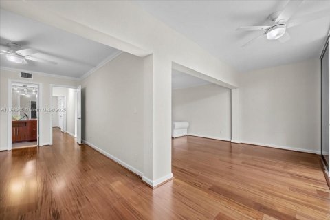 Condo in Tequesta, Florida, 2 bedrooms  № 1951127 - photo 7