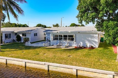 Villa ou maison à vendre à Tamarac, Floride: 2 chambres № 2027230 - photo 19