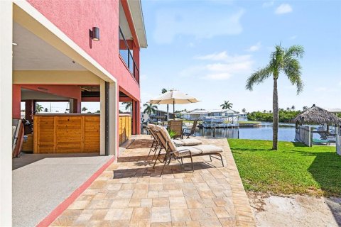 Villa ou maison à vendre à Punta Gorda, Floride: 3 chambres, 166.57 m2 № 2215058 - photo 24