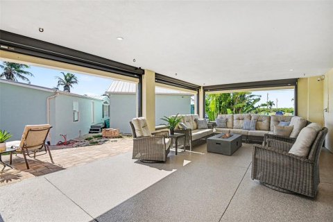 Villa ou maison à vendre à Punta Gorda, Floride: 3 chambres, 166.57 m2 № 2215058 - photo 23