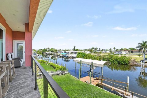Villa ou maison à vendre à Punta Gorda, Floride: 3 chambres, 166.57 m2 № 2215058 - photo 29