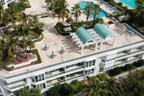 Condominio en venta en Sunny Isles Beach, Florida, 3 dormitorios, 217.39 m2 № 1763687 - foto 21