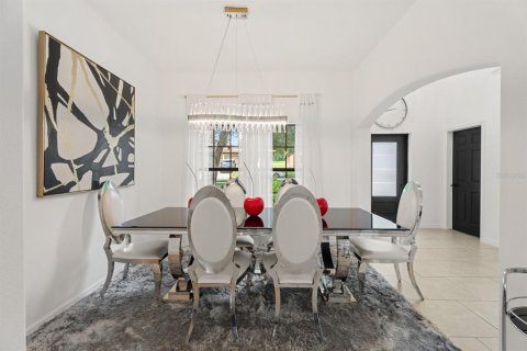 Купить виллу или дом в Ориндж-Сити, Флорида 9 комнат, 228.91м2, № 2237969 - фото 7