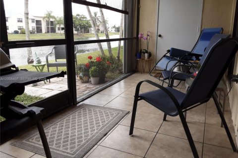 Condominio en Homestead, Florida, 2 dormitorios  № 2170911