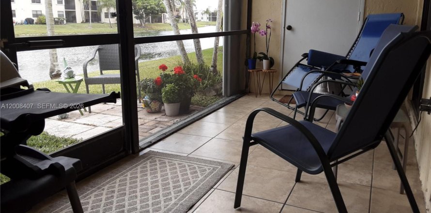 Condominio en Homestead, Florida, 2 dormitorios № 2170911