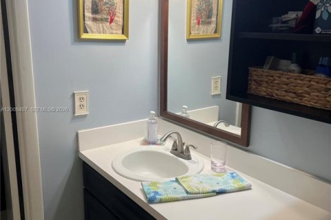 Condominio en alquiler en Homestead, Florida, 2 dormitorios, 63.64 m2 № 2170911 - foto 9