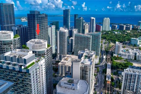 Condo in Miami, Florida, 1 bedroom  № 2063652 - photo 26