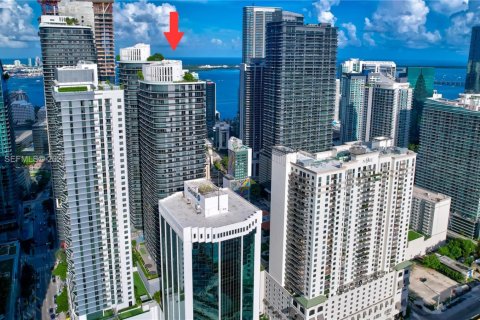 Condo in Miami, Florida, 1 bedroom  № 2063652 - photo 23