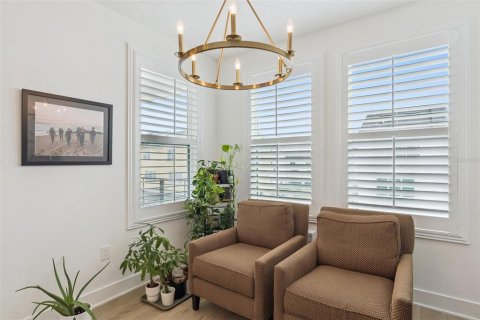 Townhouse in Winter Garden, Florida 3 bedrooms, 192.49 sq.m. № 2376844 - photo 14