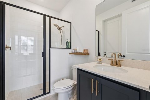 Townhouse in Winter Garden, Florida 3 bedrooms, 192.49 sq.m. № 2376844 - photo 23