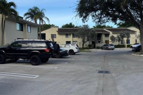Copropriété à louer à Coral Springs, Floride: 2 chambres, 113.15 m2 № 2262273 - photo 23