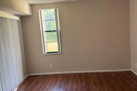 Copropriété à louer à Coral Springs, Floride: 2 chambres, 113.15 m2 № 2262273 - photo 8