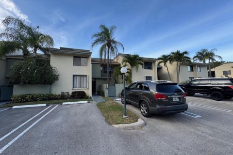 Copropriété à louer à Coral Springs, Floride: 2 chambres, 113.15 m2 № 2262273 - photo 21