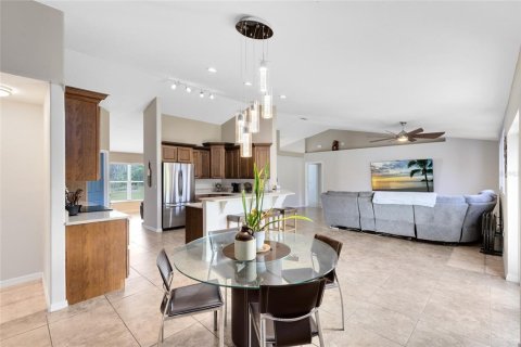 Casa en venta en Osteen, Florida, 4 dormitorios, 207.73 m2 № 1806906 - foto 6