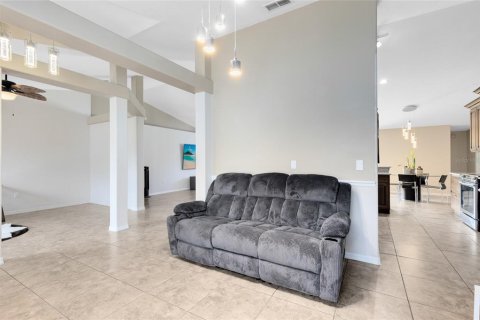 Casa en venta en Osteen, Florida, 4 dormitorios, 207.73 m2 № 1806906 - foto 15