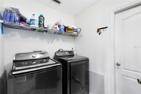 Casa en venta en Osteen, Florida, 4 dormitorios, 207.73 m2 № 1806906 - foto 24