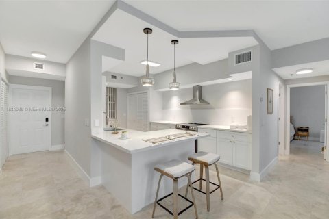 Copropriété à vendre à Aventura, Floride: 2 chambres, 95.13 m2 № 1817611 - photo 1