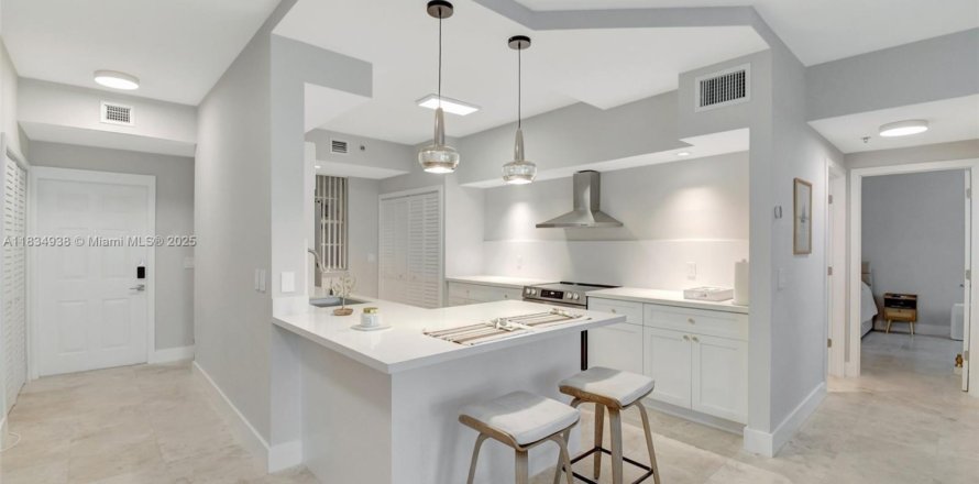 Condo à Aventura, Floride, 2 chambres № 1817611