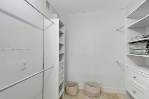 Copropriété à vendre à Aventura, Floride: 2 chambres, 95.13 m2 № 1817611 - photo 25
