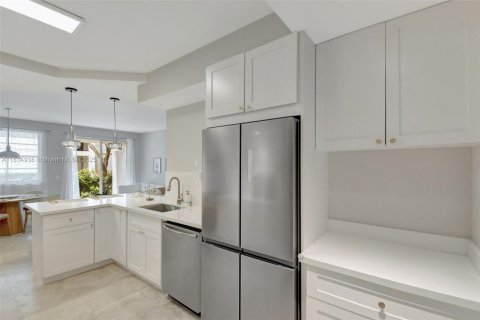 Copropriété à vendre à Aventura, Floride: 2 chambres, 95.13 m2 № 1817611 - photo 28