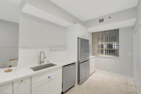 Copropriété à vendre à Aventura, Floride: 2 chambres, 95.13 m2 № 1817611 - photo 13