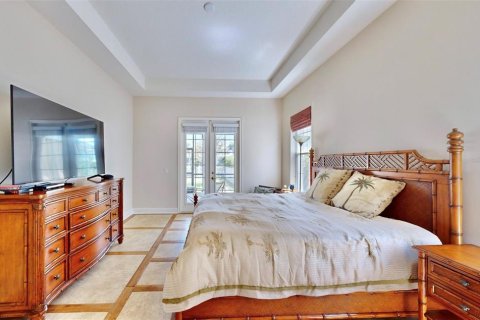 House in Apollo Beach, Florida 3 bedrooms, 189.71 sq.m. № 1556560 - photo 24