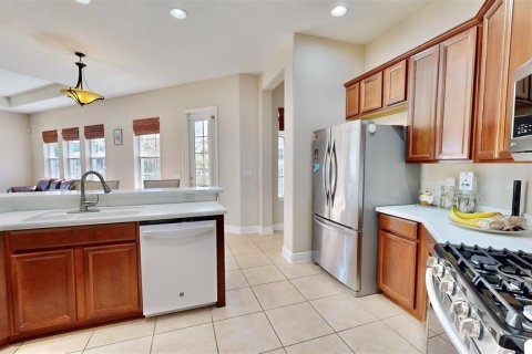 House in Apollo Beach, Florida 3 bedrooms, 189.71 sq.m. № 1556560 - photo 13