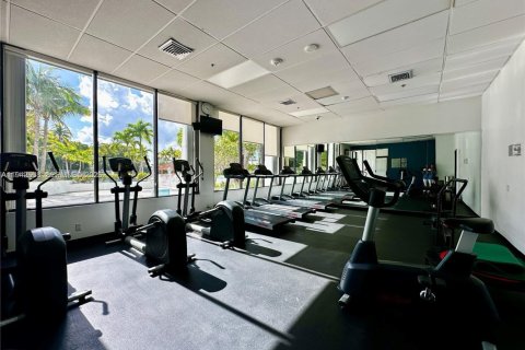 Copropriété à louer à Sunny Isles Beach, Floride: 2 chambres, 126.07 m2 № 2000103 - photo 23