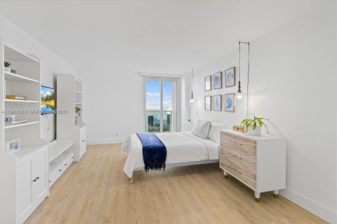 Copropriété à louer à Sunny Isles Beach, Floride: 2 chambres, 126.07 m2 № 2000103 - photo 14