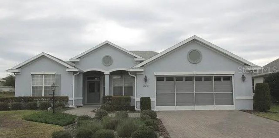 Casa en Ocala, Florida 3 dormitorios, 160.35 m2 № 2105121