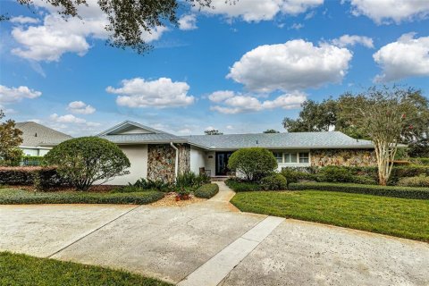 Casa en Lakeland, Florida 4 dormitorios, 272.11 m2 № 2377926