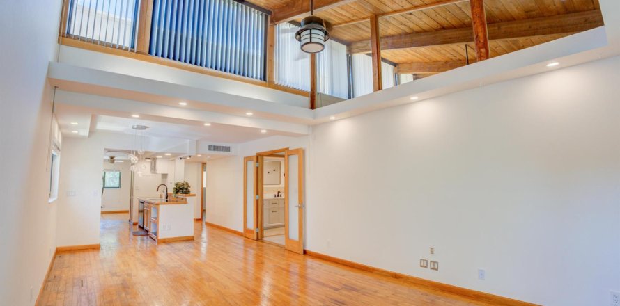 Condominio en Pompano Beach, Florida, 2 dormitorios № 2083545