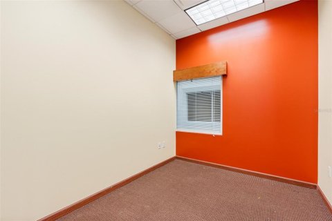 Propiedad comercial en venta en Orlando, Florida, 247.68 m2 № 2132876 - foto 16