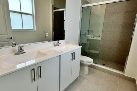 Townhouse in Coral Springs, Florida 3 bedrooms, 140.1 sq.m. № 1748037 - photo 15
