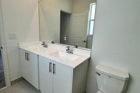 Townhouse in Coral Springs, Florida 3 bedrooms, 140.1 sq.m. № 1748037 - photo 13