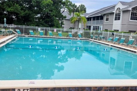 Condo in Fort Myers, Florida, 2 bedrooms  № 2117632 - photo 19