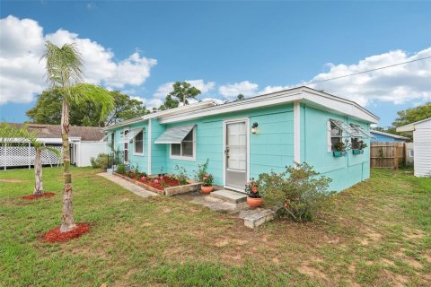 House in Tavares, Florida 2 bedrooms, 87.89 sq.m. № 1686403 - photo 28