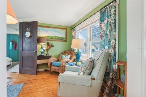 House in Tavares, Florida 2 bedrooms, 87.89 sq.m. № 1686403 - photo 8