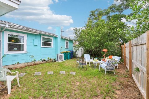 House in Tavares, Florida 2 bedrooms, 87.89 sq.m. № 1686403 - photo 29