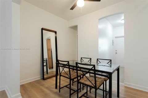 Copropriété à louer à Miami Beach, Floride: 42.36 m2 № 1811470 - photo 5