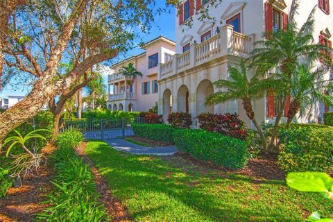 Condo in Vero Beach, Florida, 4 bedrooms  № 1549426 - photo 6