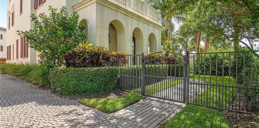 Condo in Vero Beach, Florida, 4 bedrooms  № 1549426