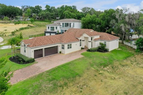 Villa ou maison à vendre à Clermont, Floride: 3 chambres, 270.72 m2 № 2214741 - photo 3
